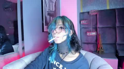 Luxiel 3 online show from 04-01-26, 09:01