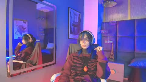 Luxiel 3 online show from 04-16-26, 08:42