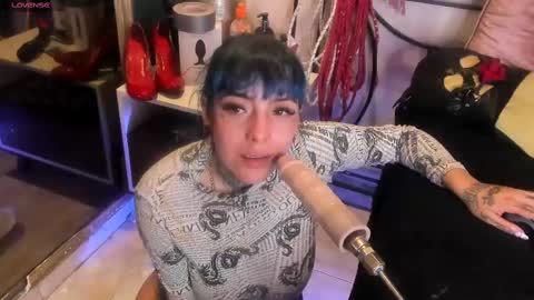 Luxifer  online show from 02-11-25, 01:52