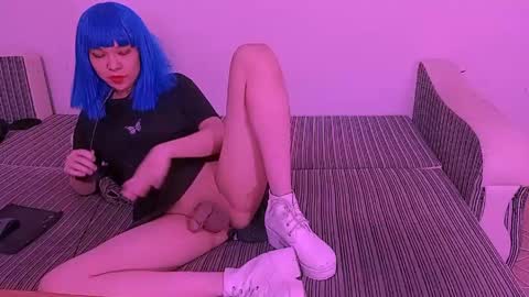 LuxMelys online show from 04-21-26, 05:36