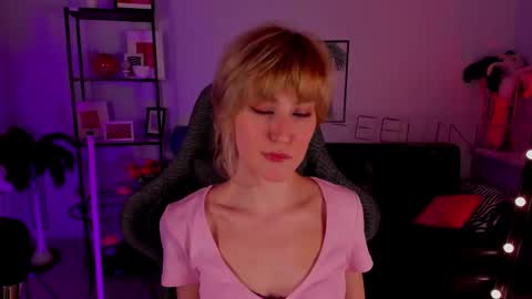 Snapshot of luxrayi chatting on 01-07-25, 05:53 Ray online show from 01-07-25, 05:53