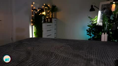 LuxureArt online show from 06-07-26, 11:08