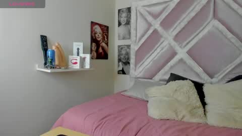 Lux online show from 02-28-26, 01:12