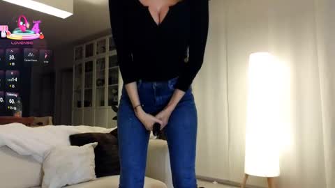 Luxymin online show from 02-17-25, 08:47