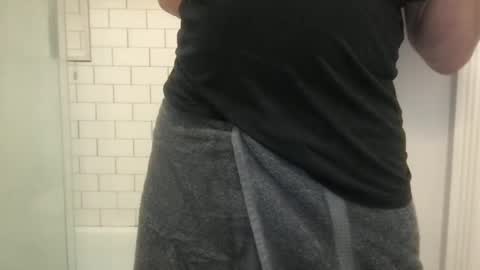 lvguynextdoor440656 online show from 10-31-25, 01:06