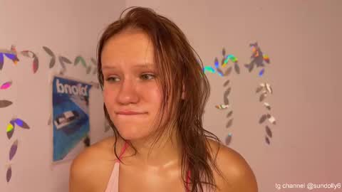 lxsundolyxl_ online show from 10-31-25, 04:41