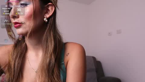 Snapshot of lya_aron_couple chatting on 02-04-25, 07:55 lya_aron_couple online show from 02-04-25, 07:55