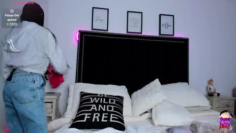 lya_brown online show from 02-04-26, 12:44