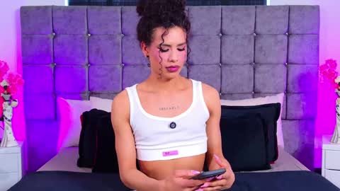 LYA online show from 05-24-26, 07:52