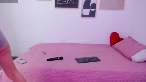  Lycoris  online show from 04-16-26, 09:39