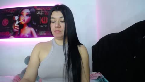 Snapshot of lyda20 chatting on 10-23-25, 04:12 lyda   online show from 10-23-25, 04:12