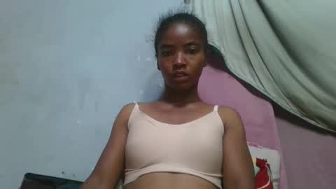 lydie856696 online show from 04-28-26, 02:27