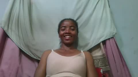 lydie856696 online show from 05-01-26, 09:47