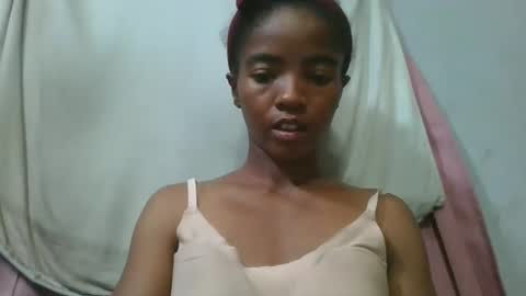 lydie856696 online show from 05-11-26, 04:04