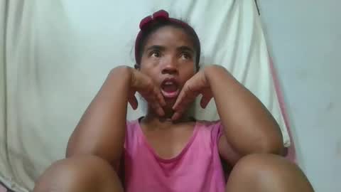 lydie856696 online show from 05-17-26, 02:13