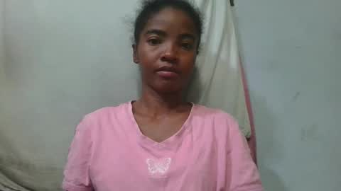 lydie856696 online show from 05-20-26, 06:47