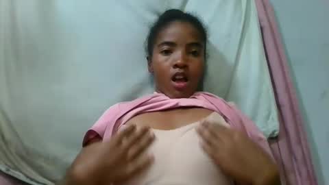 lydie856696 online show from 06-08-26, 01:55