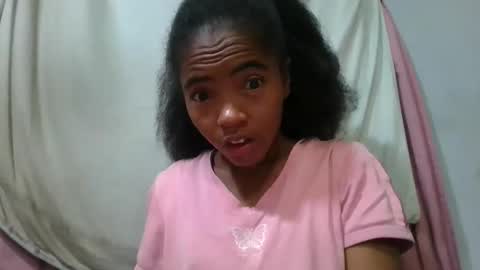 lydie856696 online show from 06-09-26, 02:23
