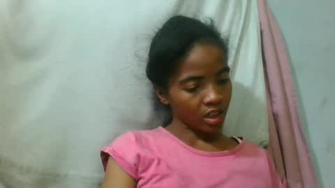 lydie856696 online show from 06-12-26, 05:45