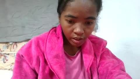 lydie856696 online show from 07-23-26, 03:43