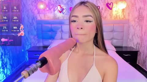 Snapshot of lyen_rae chatting on 02-13-25, 08:03 Lyen Rae  online show from 02-13-25, 08:03