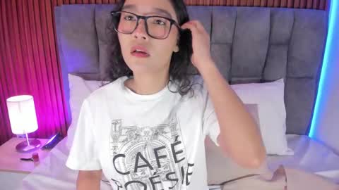 Lyhana Lee online show from 10-25-25, 11:51