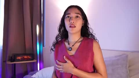 Lyhana Lee online show from 12-14-25, 01:38