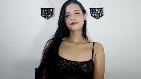 lyla online show from 06-05-26, 02:51