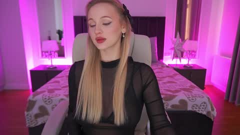 lylanimfa online show from 04-08-26, 06:24