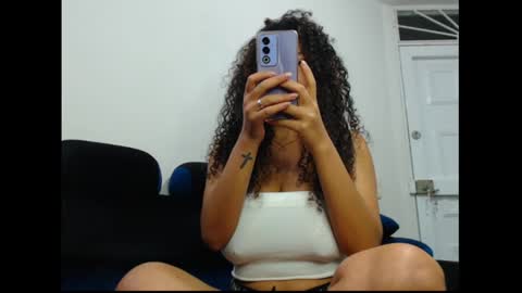 lylii_evans online show from 02-05-25, 02:19