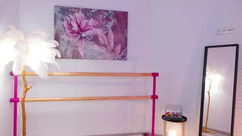 Lyly   online show from 02-27-25, 08:50