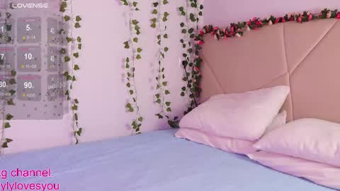 Lyly   online show from 09-16-25, 05:41