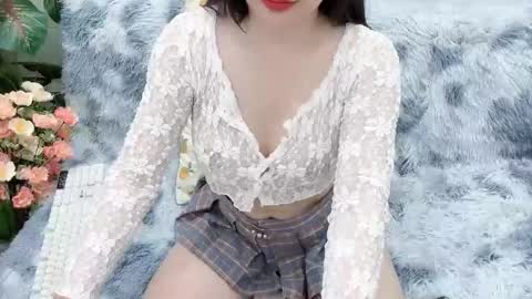 Snapshot of lyly_sweet97 chatting on 04-28-26, 02:21 lyly_sweet97 online show from 04-28-26, 02:21