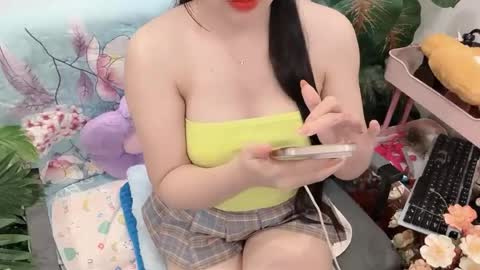 lyly_sweet97 online show from 07-18-26, 02:32