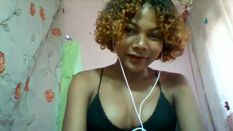 lyndah19 online show from 03-06-26, 07:49