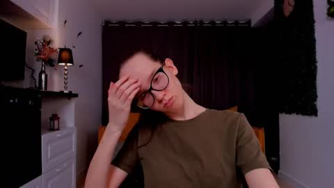 Sara online show from 03-06-25, 10:36