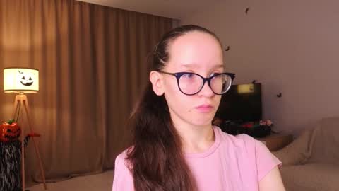 Sara online show from 11-09-25, 04:05