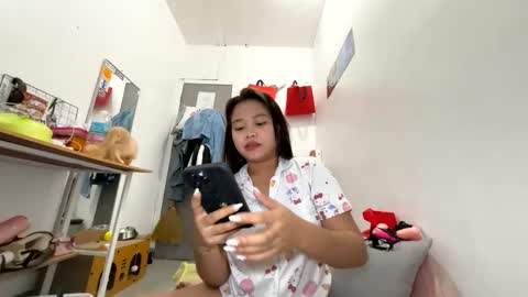 I am Lyn- DONT FORGET TO FOLLOW ME online show from 01-09-26, 03:59