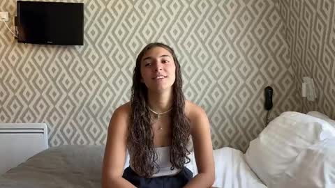  LYNN  online show from 04-24-26, 07:44