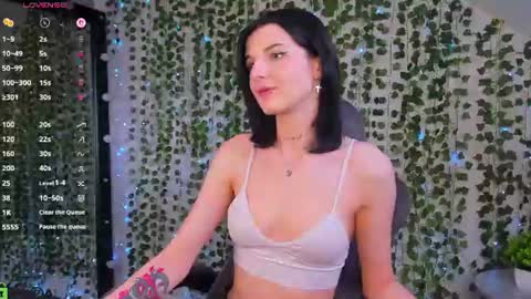 Snapshot of lynn_martin chatting on 07-26-26, 12:30 Lynn online show from 07-26-26, 12:30