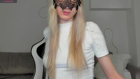 lynnadream_ online show from 06-06-26, 02:49