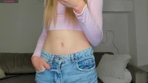 lynnadream_ online show from 06-09-26, 02:45