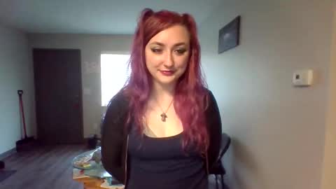 Snapshot of lynnkitten69000 chatting on 03-28-26, 06:40 Lynn online show from 03-28-26, 06:40