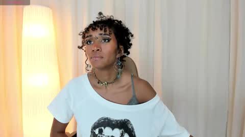 Lynx and Sun  online show from 10-09-25, 05:33