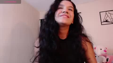 Lyria Diamond online show from 06-12-26, 12:31