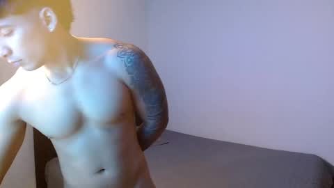 Snapshot of m1chaelx_ chatting on 05-26-26, 02:46 MICHAEL online show from 05-26-26, 02:46