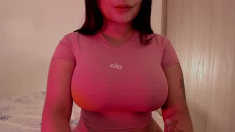 Snapshot of m1emilia chatting on 05-31-26, 05:09 Emilia online show from 05-31-26, 05:09