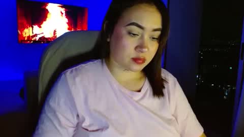 Snapshot of m33li chatting on 04-05-26, 12:08 Meli online show from 04-05-26, 12:08