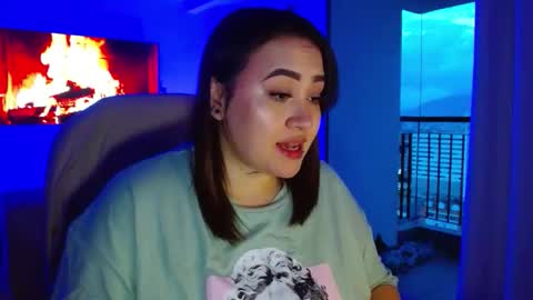 Snapshot of m33li chatting on 04-19-26, 11:18 Meli online show from 04-19-26, 11:18