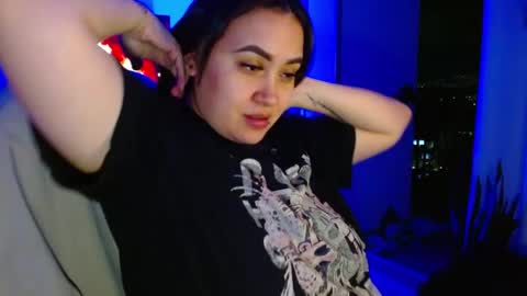 Snapshot of m33li chatting on 05-18-26, 12:40 Meli online show from 05-18-26, 12:40
